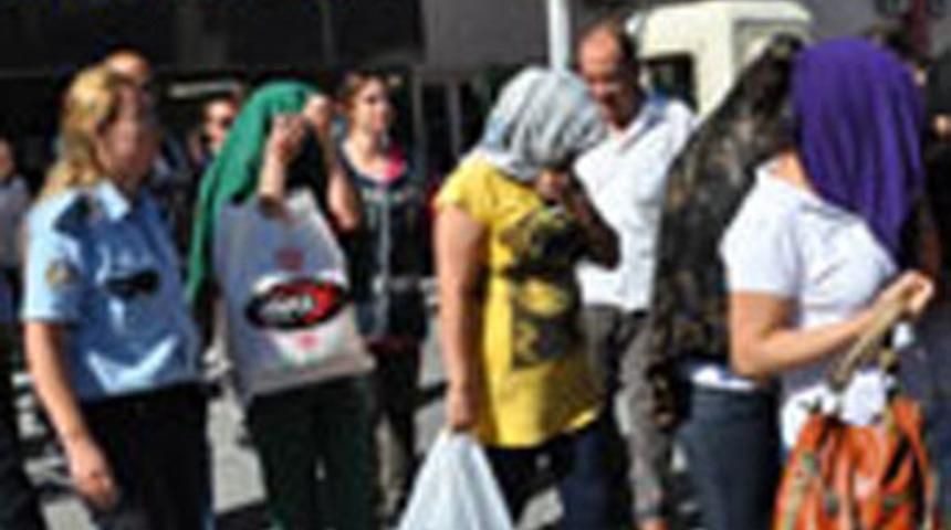 Fuhuş &ccedil;etesine darbe