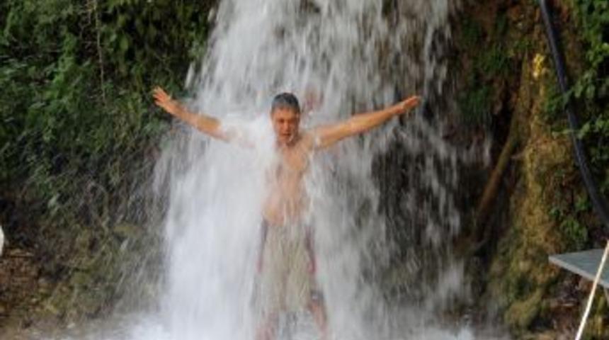 HES'e Karşı Sarhoş &Ccedil;ayı'nda Alkoll&uuml; Eylem