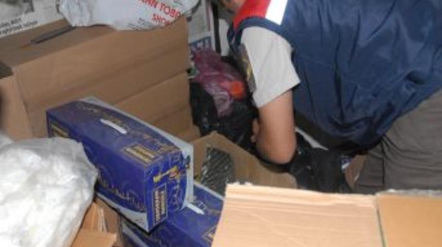 Jandarmadan Ka&ccedil;ak Sigara Operasyonu