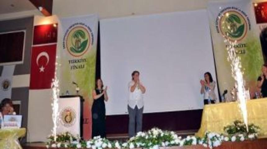 "2012 Kadın &Ccedil;ift&ccedil;iler Yarışıyor"da Balıkesir T&uuml;rkiye Birincisi Oldu