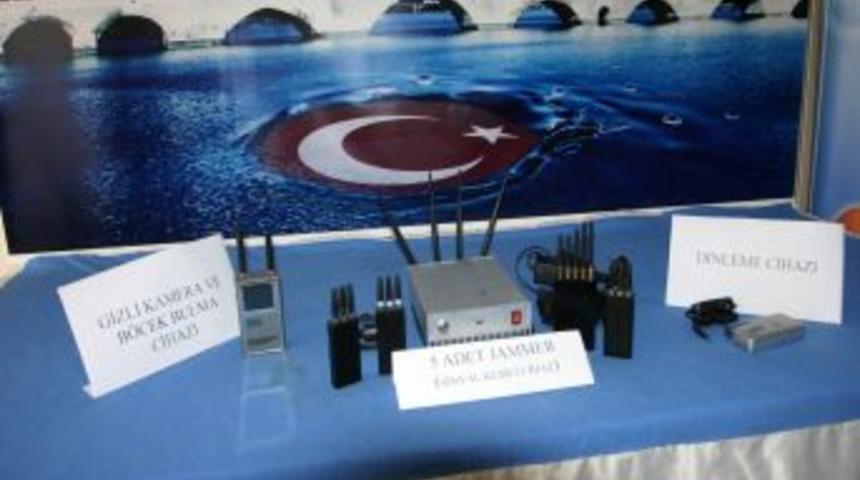 Rekt&ouml;r Akınoğlu, '&ccedil;ıkar Ama&ccedil;lı &Ouml;rg&uuml;t Elebaşı' Olmakla Su&ccedil;lanıyor