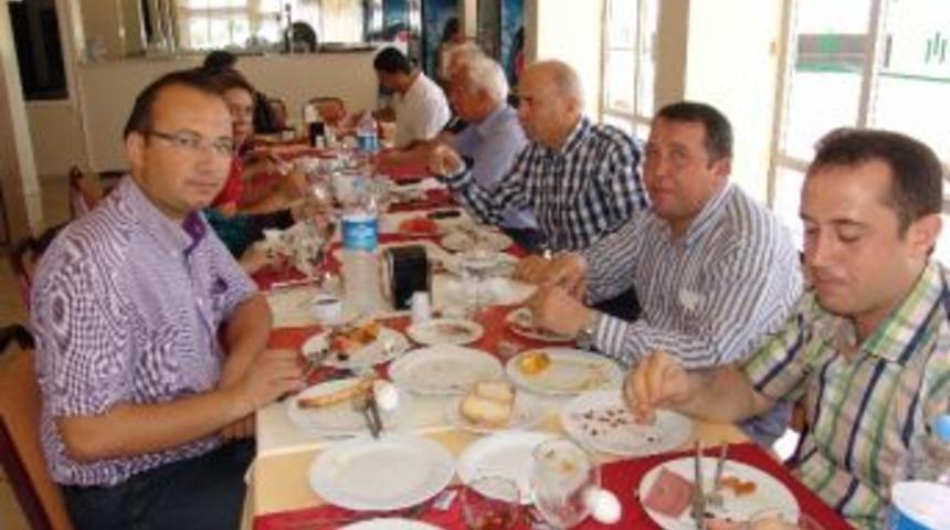 Ak Parti&rsquo;li Ali Boğa 1 Yıllık &Ccedil;alışmalarını Değerlendirdi