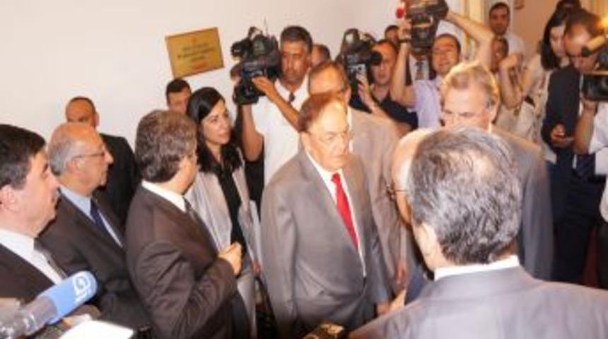 Meclis Başkanı &Ccedil;i&ccedil;ek Ile Bah&ccedil;eli G&ouml;r&uuml;şmesi Sona Erdi