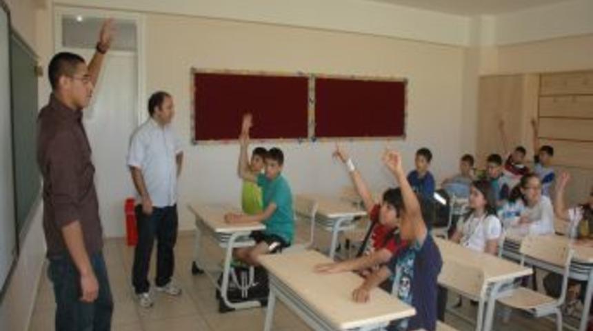 &Ouml;zel Reyhan Koleji, Yabancı İngilizce &Ouml;ğretmenleriyle Yaz Etkinliklerine Başladı