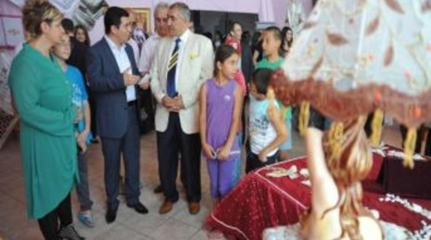 Akmek&rsquo;den Yıl Sonu Sergisi