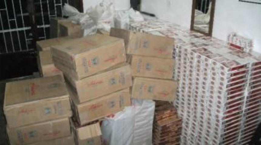 Başkale&rsquo;de 65 Bin 50 Paket Ka&ccedil;ak Sigara Ele Ge&ccedil;irildi