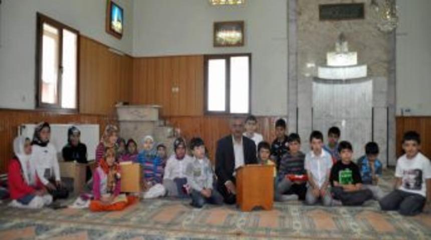 &Ccedil;ocuklar Hem Kur&rsquo;an &Ouml;ğrenecek, Hem De Sportif Faaliyetlere Katılacak