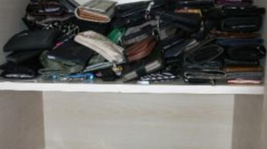 Trabzonlular En Fazla N&uuml;fus C&uuml;zdanı Unutuyor