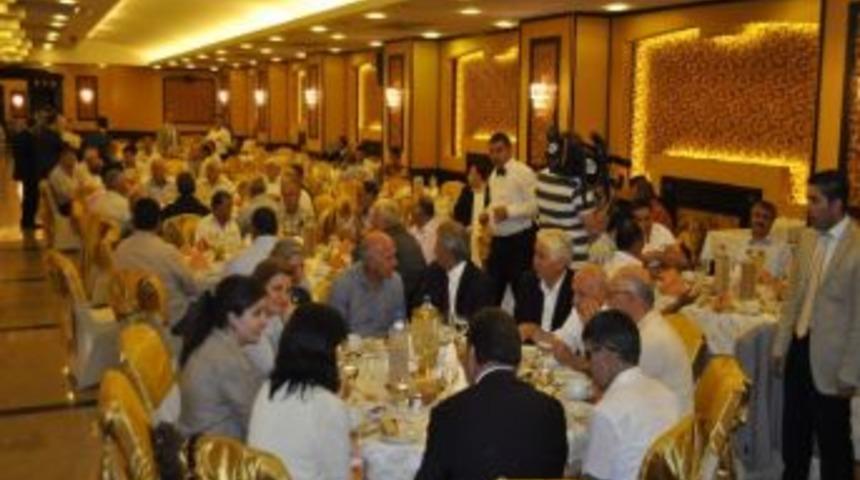 Kayseri Halıcılar Odası Plaket T&ouml;reni D&uuml;zenledi