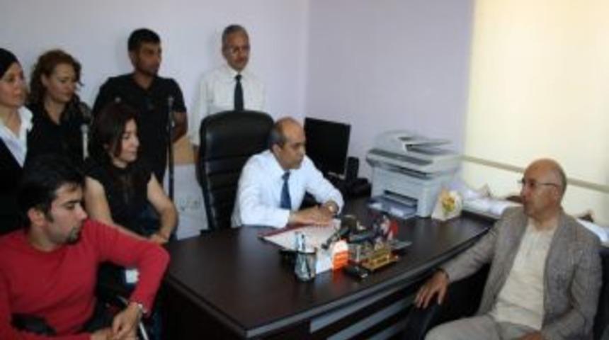 Vekiller Anadolu Sakatlar Derneği&rsquo;ni Ziyaret Etti