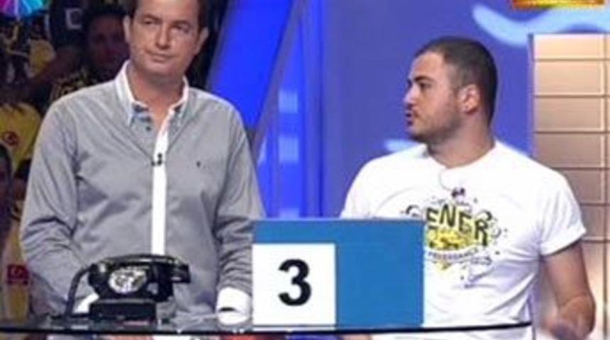 Aslında "Hamdi Bey kim?"