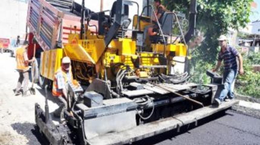 İlkadım'da Asfalt &Ccedil;alışması