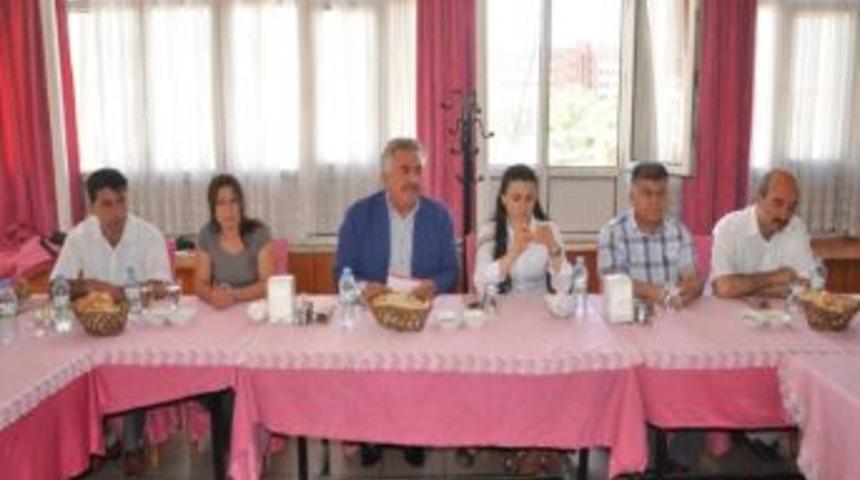 Siirt Belediye Başkanı Selim Sadak'tan R&uuml;şvet İddialarına Yanıt