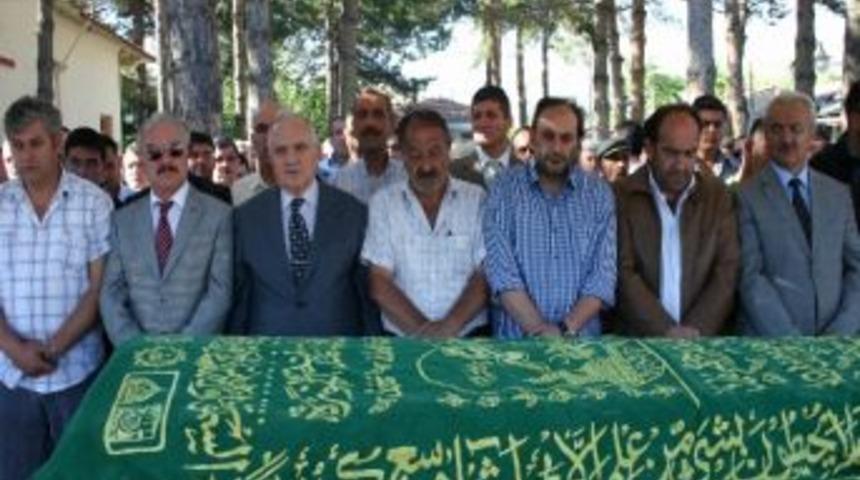 Vecdi G&ouml;n&uuml;l&rsquo;&uuml;n Acı G&uuml;n&uuml;