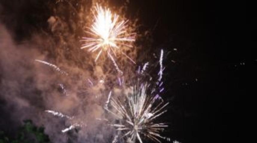 Samek, Sezonu Ş&uuml;kriye Tutkun Konseri İle Kapattı