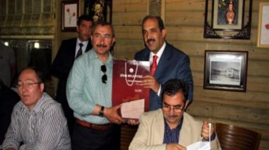 Doğan &Uuml;rg&uuml;p, Sivas Platformu İle Akşam Yemeğinde Bir Araya Geldi