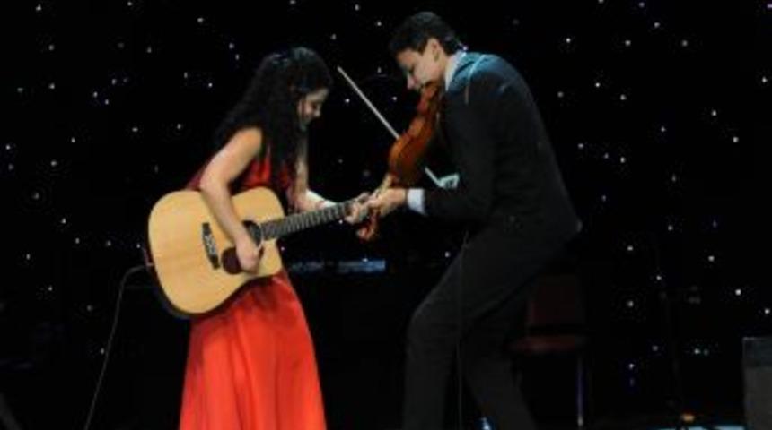 Mercan Dede Ve Tunuslu Mathlouthi Şarkılarını Barış I&ccedil;in Seslendirdi