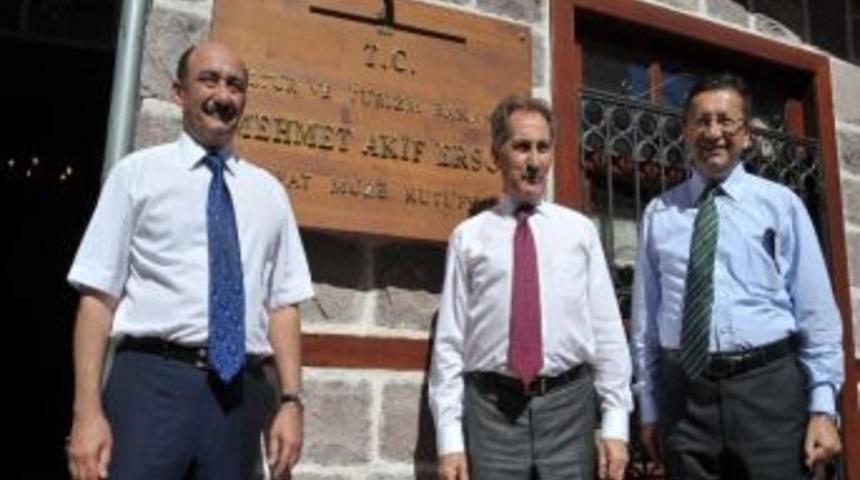 Altındağlı Kadınların El Emeği Sergisi A&ccedil;ıldı