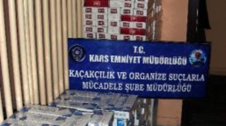 Kars&rsquo; Ta 6 Bin Paket Ka&ccedil;ak Sigara Ele Ge&ccedil;irildi