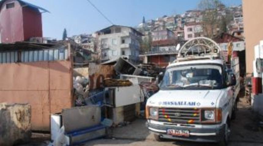 Ruhsatsız Hurdacılara Kapatma Cezası