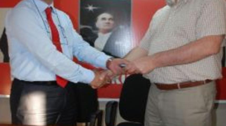 Mhp K&ouml;rfez İl&ccedil;e Başkanlığı'na Sel&ccedil;uk Doğan Getirildi