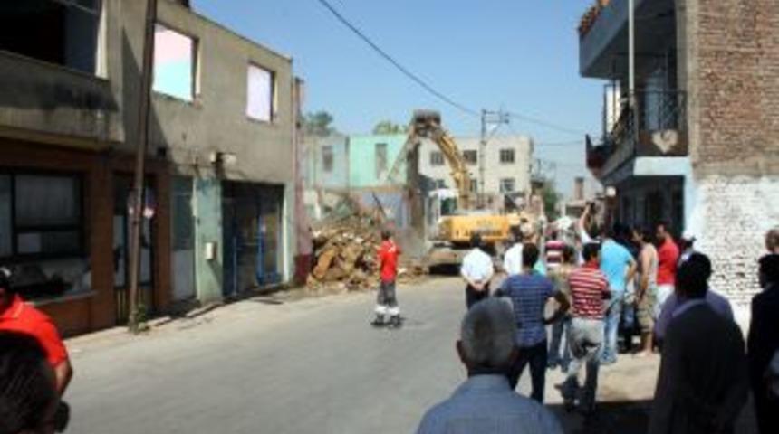 Bursa, Genişletilen Caddelerle Rahatlıyor