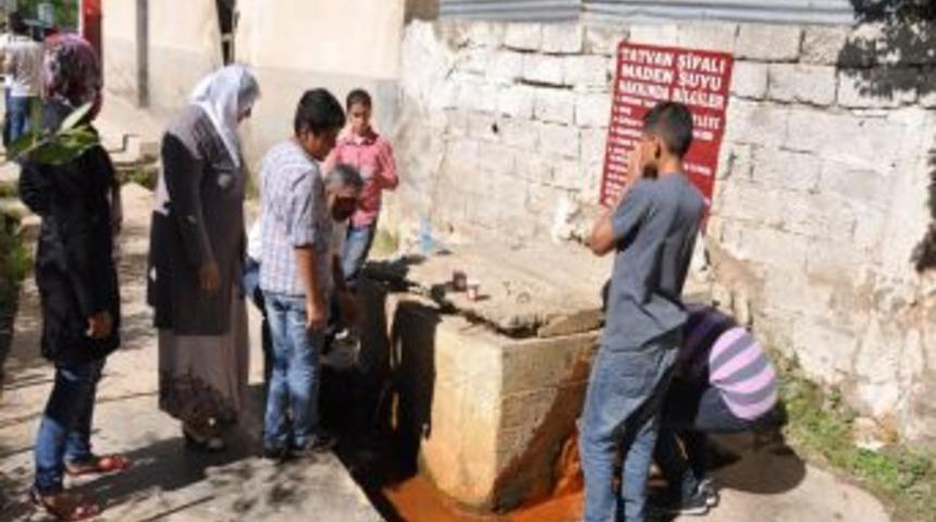 Budaklı Kaplıcaları, Şifa Arayan Vatandaşların Akınına Uğruyor