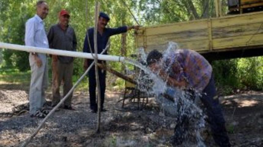 (&ouml;zel Haber) K&ouml;y&uuml;ne Su Getirme Hayalini Yıllar Sonra Ger&ccedil;ekleştirdi