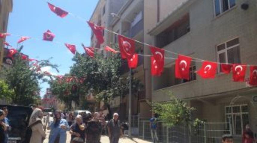 Teskeresine 2 Ay Kala Şehit Oldu