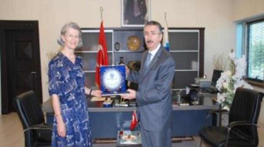 Finlandiya B&uuml;y&uuml;kel&ccedil;isinden Kayso&rsquo;ya Ziyaret