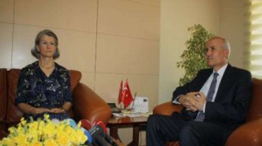 Finlandiya Ankara B&uuml;y&uuml;kel&ccedil;isi Bilici&rsquo;yi Ziyaret Etti