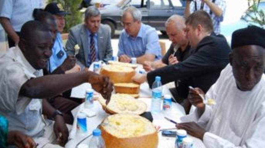 Nijeryalılar Vakfıkebir Ekmeğinin Tadına Baktı