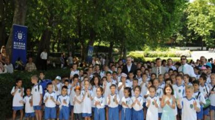 Minik Y&uuml;z&uuml;c&uuml;ler Yaz Okuluna Başladı