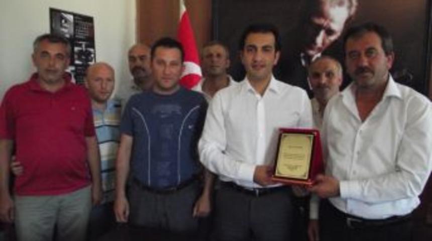 Karap&uuml;r&ccedil;ek Emniyet Amirine Veda Ziyareti