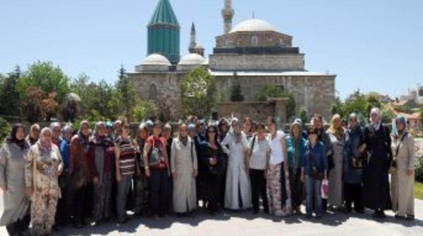 Etimesgutlu Kadınlardan Mevlana'ya Ziyaret