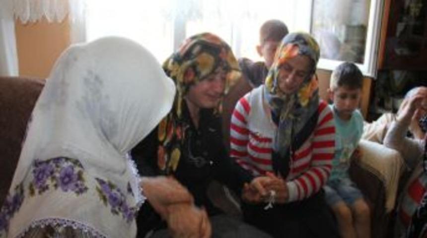 Giresunlu Şehidin Annesinin Feryadı Y&uuml;rekleri Dağladı