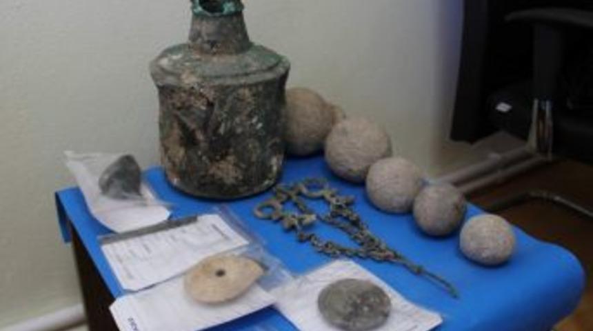 Kırşehir&rsquo;de Bulunan Roma&rsquo;ya Ait Antik Kentte G&uuml;ğ&uuml;m Ve &Ccedil;eşitli Ağırlık Birimleri Bulundu