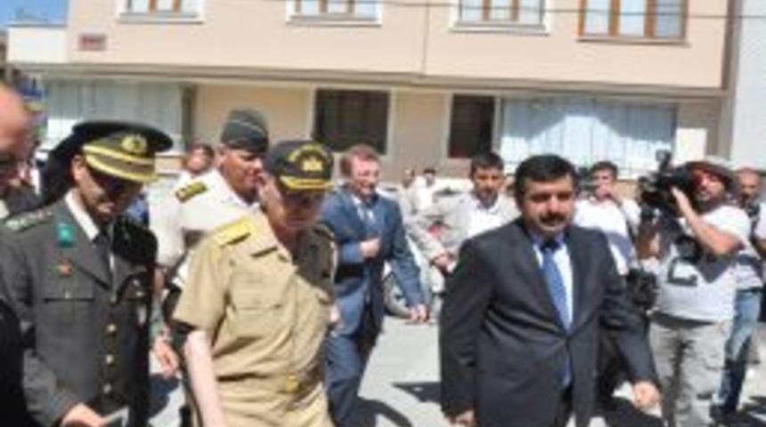 Şehit Piyade Astsubay Kıdemli &Ccedil;avuş G&uuml;m&uuml;ş'&uuml;n, 11 G&uuml;n Sonra D&uuml;ğ&uuml;n&uuml; Varmış