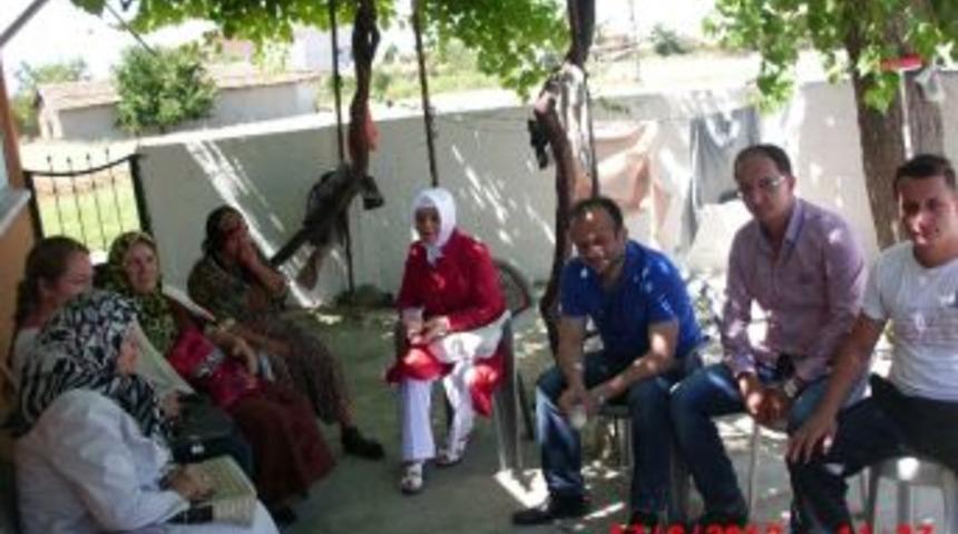 Babalar G&uuml;n&uuml;nde Yelken Ailesinin Acısı Paylaştılar..