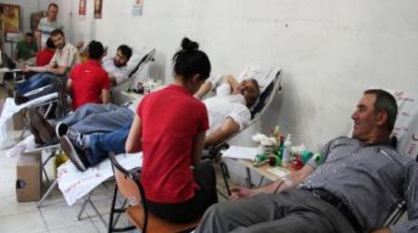 Kızılay, Ttk Ve Gmis İşbirliği İle Kan Bağışı Kampanyası D&uuml;zenlendi