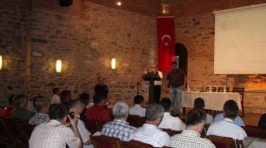 Taraftar, Polis Ve Kul&uuml;p Y&ouml;neticileri Sporda Şiddeti &Ouml;nlemek İ&ccedil;in Toplandı