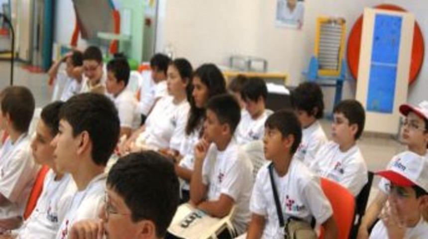 Genç Mucitlerin Kamp Heyecanı