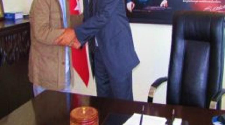 Halk Ozanı Aydın&rsquo;dan Belediye Başkanı Y&uuml;cel&rsquo;e Ziyaret&hellip;