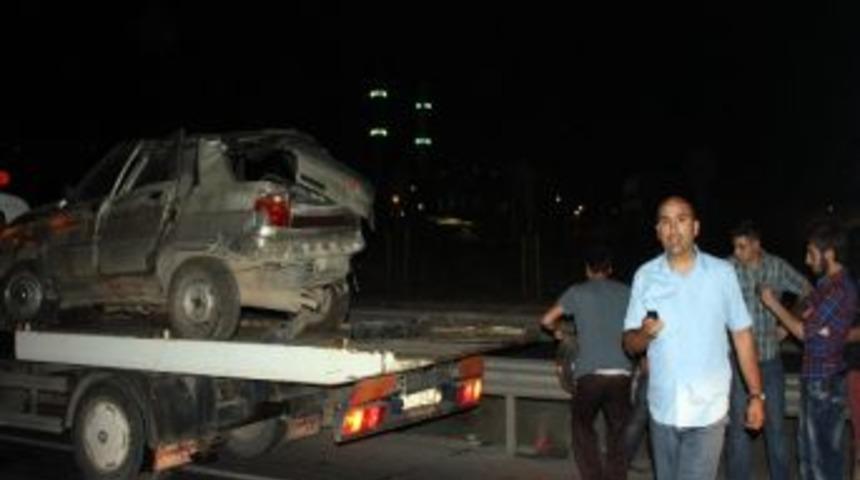 &Ccedil;ayırova'da Trafik Kazası: 1 &Ouml;l&uuml;, 2 Yaralı