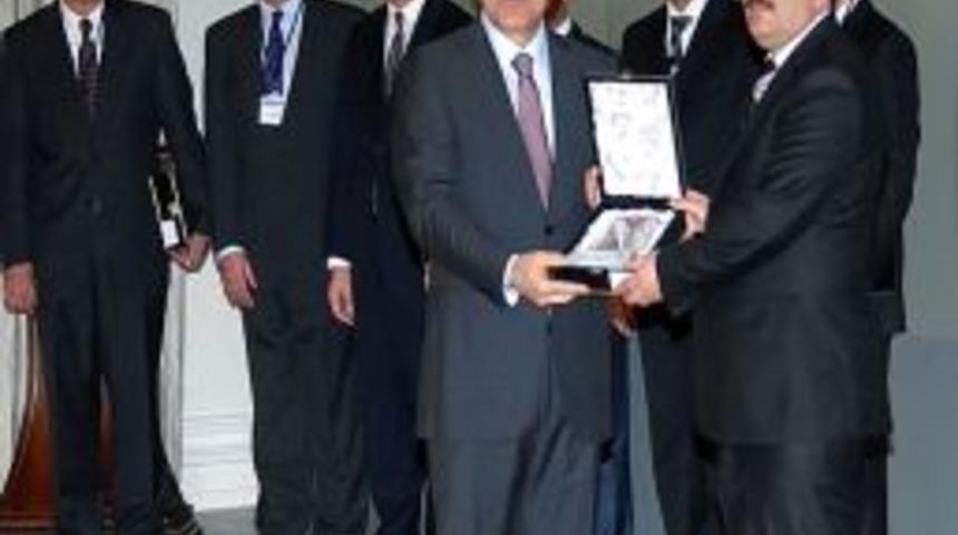 Prof. &Ouml;zacar, T&Uuml;BA &Uuml;yeliğine Se&ccedil;ildi