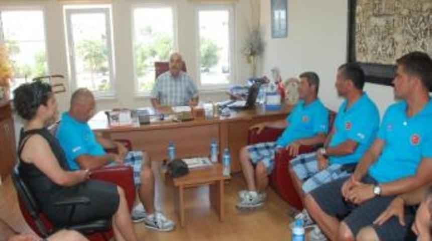 Balık Adamlardan Didim Protokol&uuml;ne Ziyaret