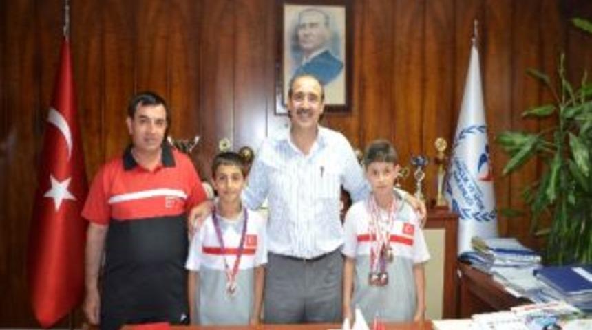 Malatyalı Badmintoncular Balkan Şampiyonası’ndan Birincilikle Döndü