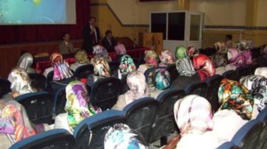 Yeni Atanan Kur&rsquo;an Kursu &Ouml;ğreticilerine Y&ouml;nelik Eğitim Kursu A&ccedil;ıldı