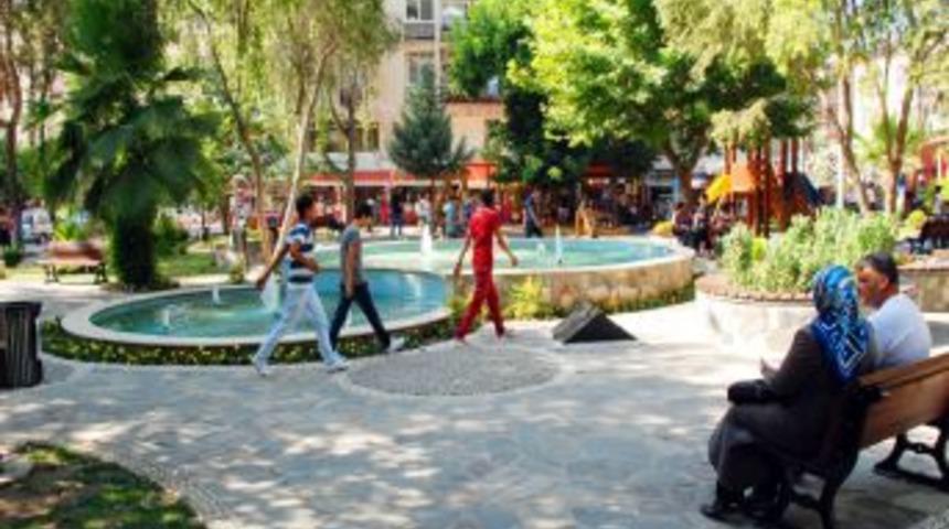 Seyhan&rsquo;daki T&uuml;m Parklar Yenilendi
