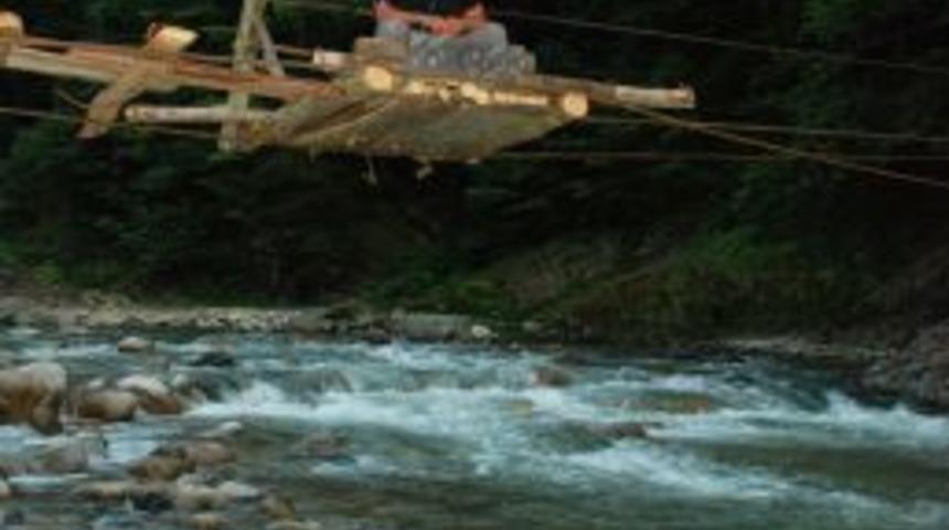 Dere &Uuml;st&uuml;nde &Ccedil;ay Keyfi